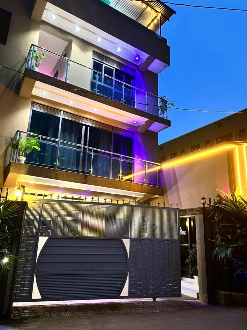 Javelin Hotel , Kampala, Uganda Tula المظهر الخارجي الصورة